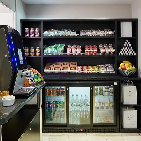 Delta Hotels By Marriott Cheshunt Broxbourne Exteriör bild