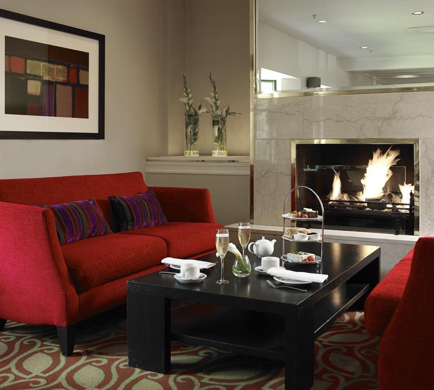 Delta Hotels By Marriott Cheshunt Broxbourne Exteriör bild