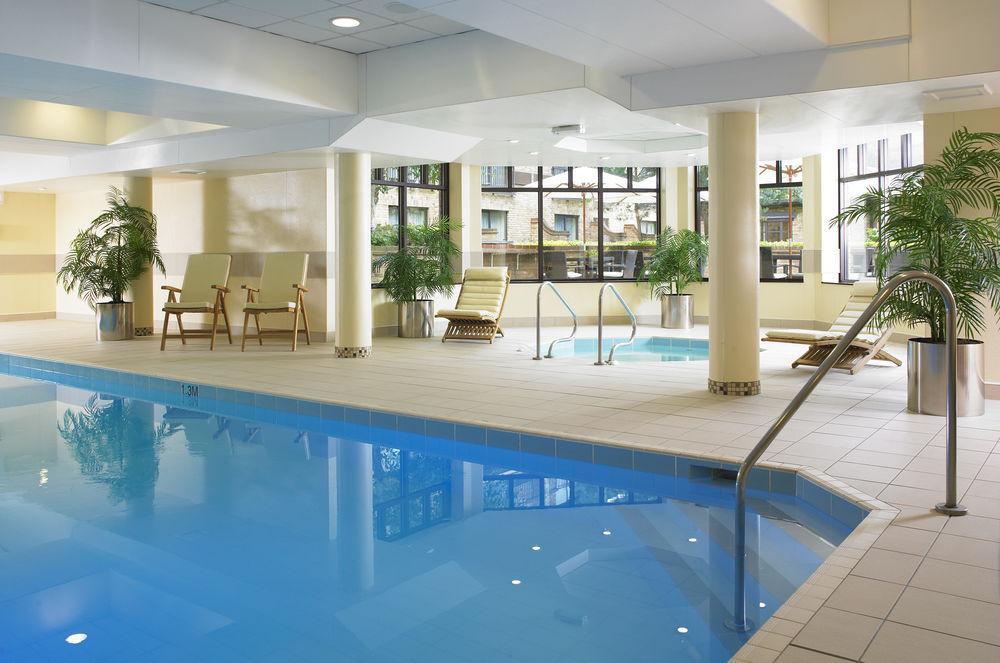 Delta Hotels By Marriott Cheshunt Broxbourne Exteriör bild