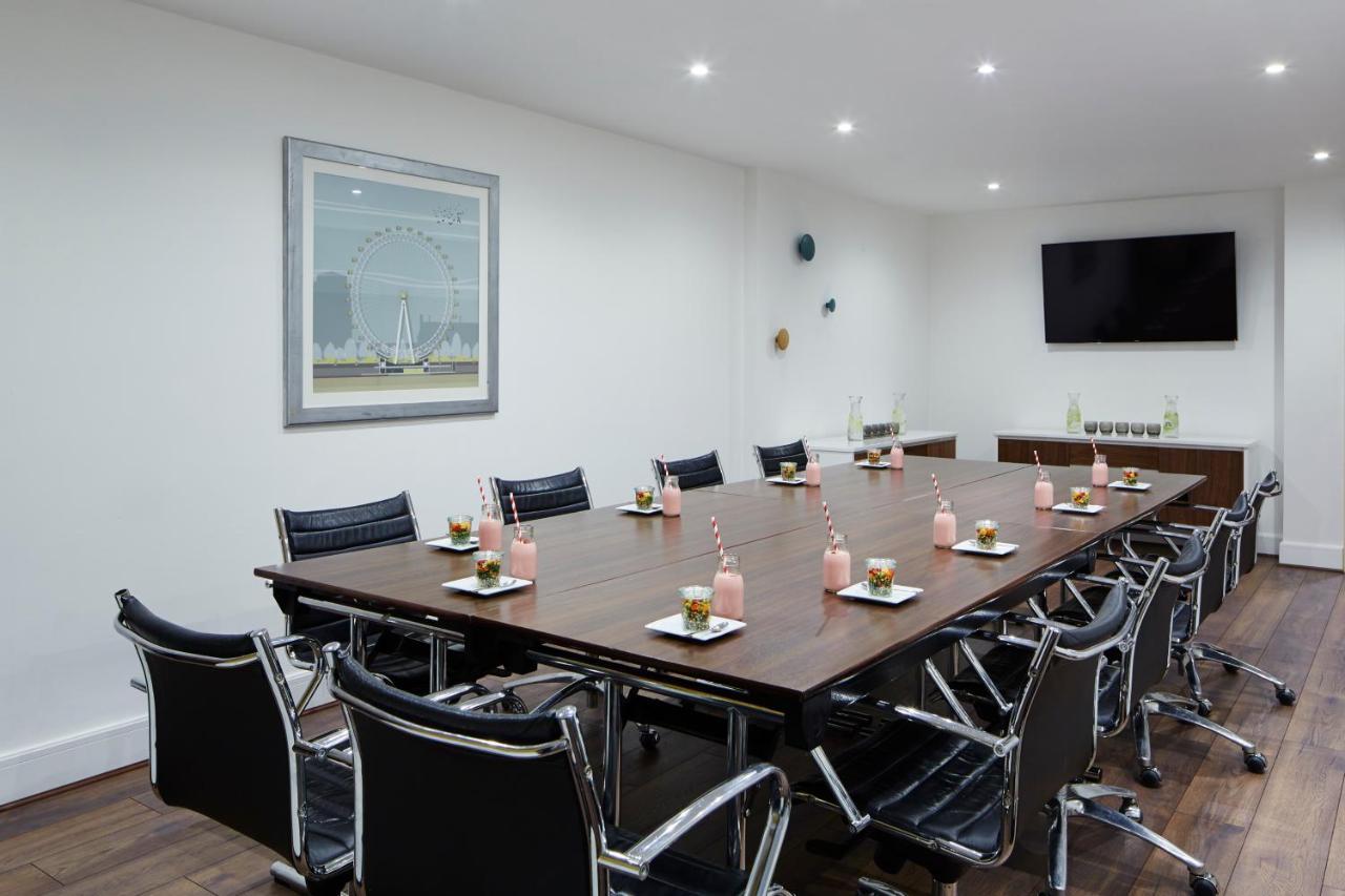 Delta Hotels By Marriott Cheshunt Broxbourne Exteriör bild