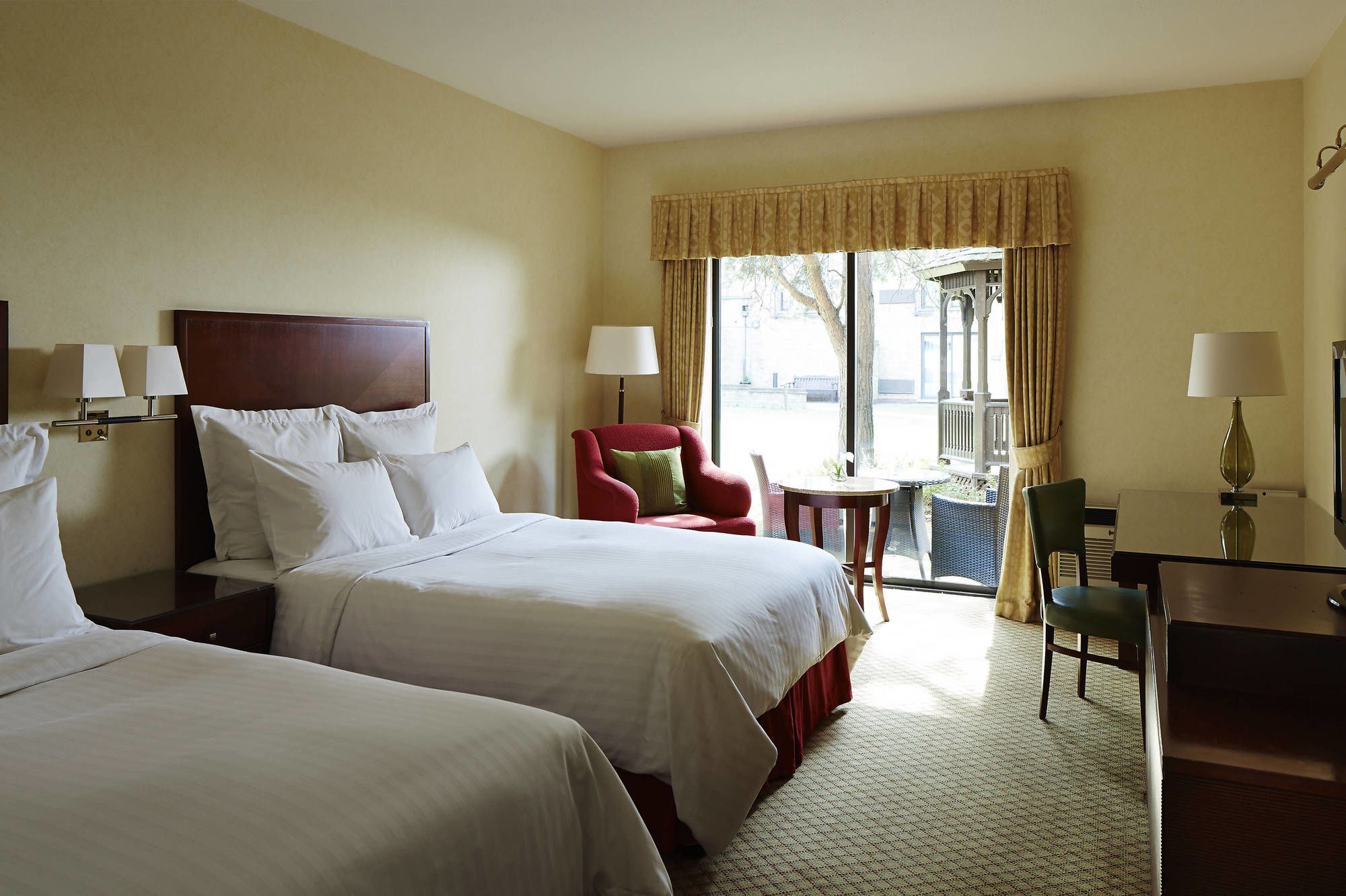 Delta Hotels By Marriott Cheshunt Broxbourne Exteriör bild